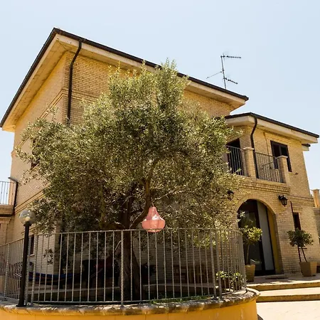 B&B Villa Saraceni Con Parcheggio Interno-3